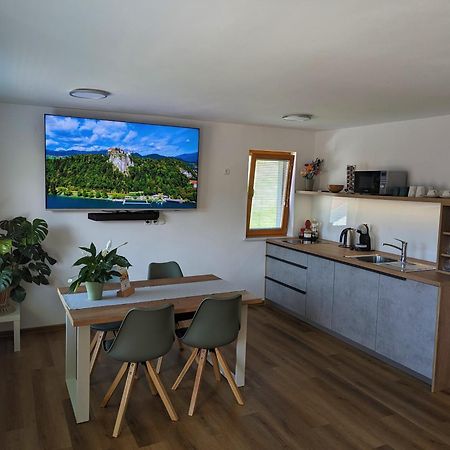 Studio Apartment Velis Radovljica Bagian luar foto