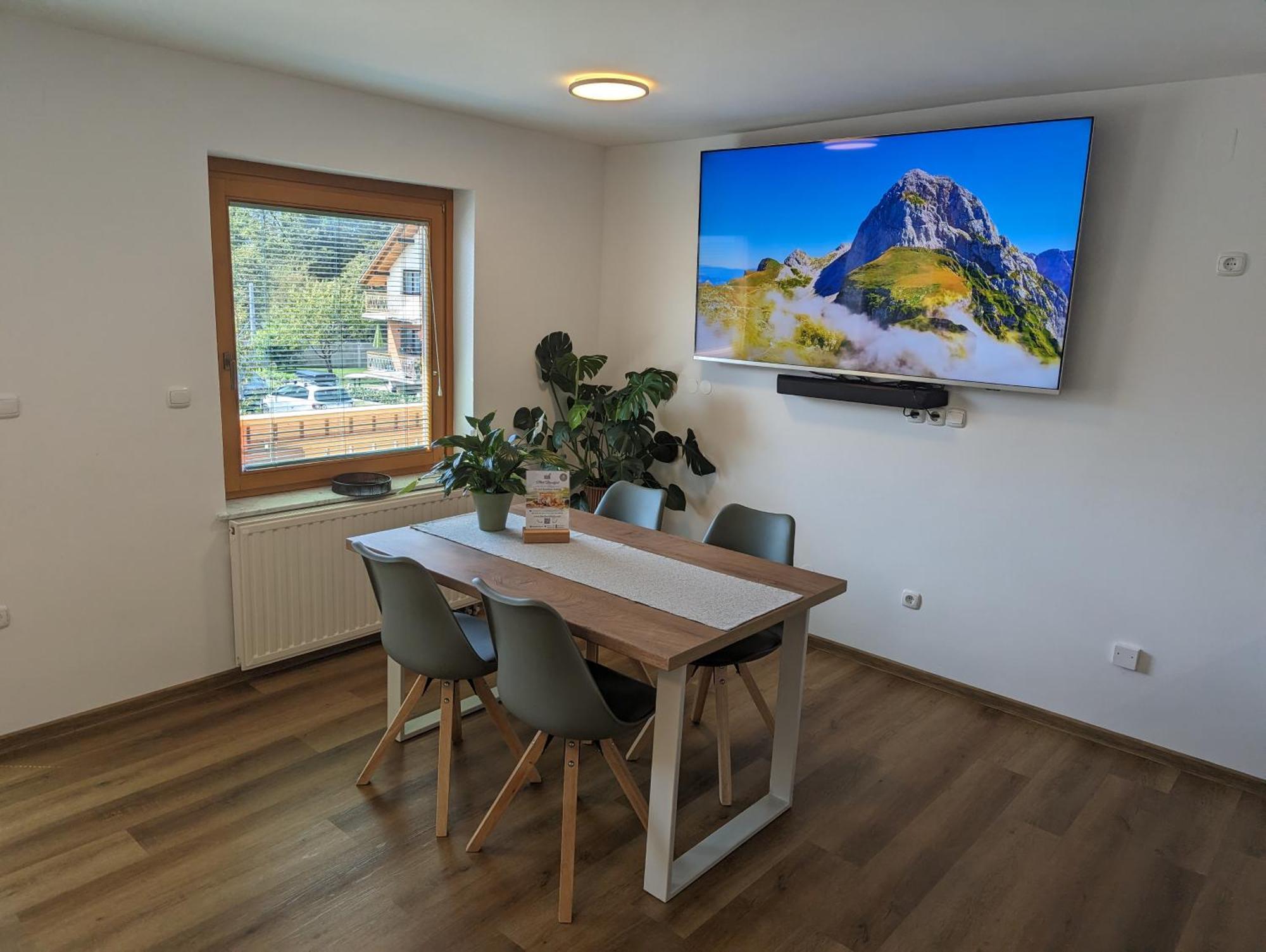 Studio Apartment Velis Radovljica Bagian luar foto