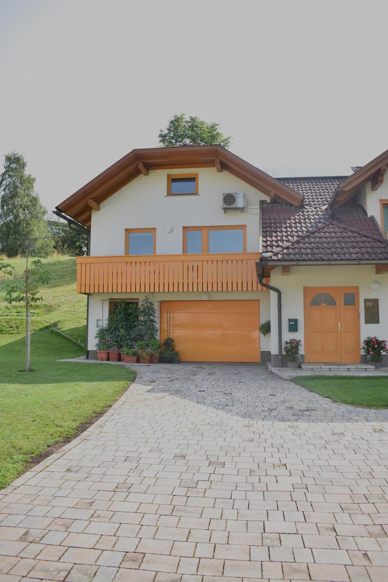 Studio Apartment Velis Radovljica Bagian luar foto