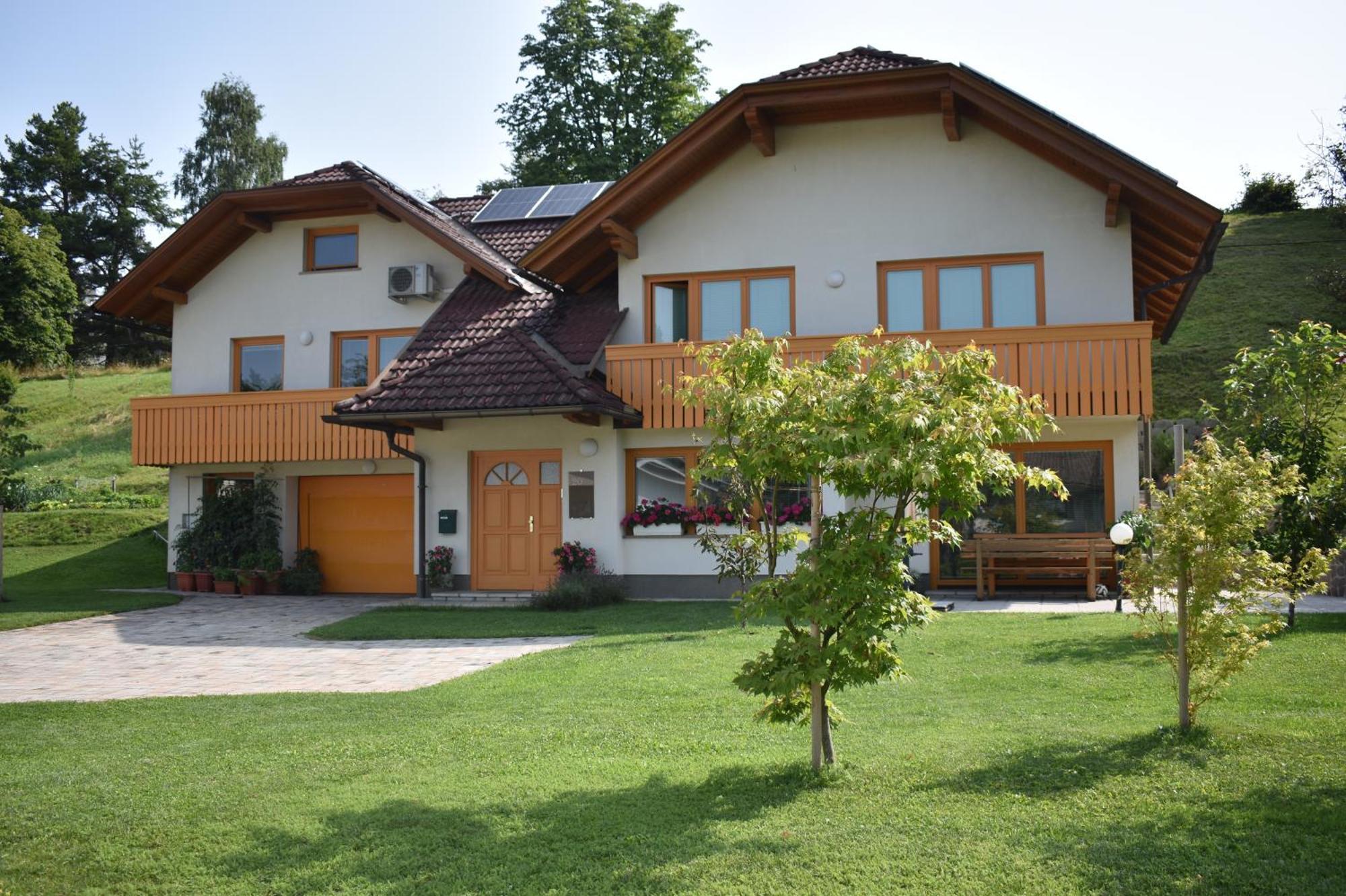 Studio Apartment Velis Radovljica Bagian luar foto